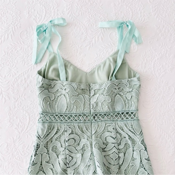 NWOT Lulus Won Your Heart Sage Green Lace Tie-Strap High-Low Midi Dress Small - Picture 5 of 8